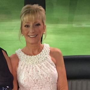 Meet your Posher, Connie